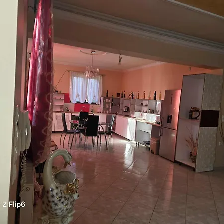Sourlis House Апартаменты Спарта